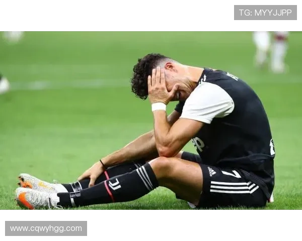 当足球明星因球迷的失落而泪流满面时的感人瞬间